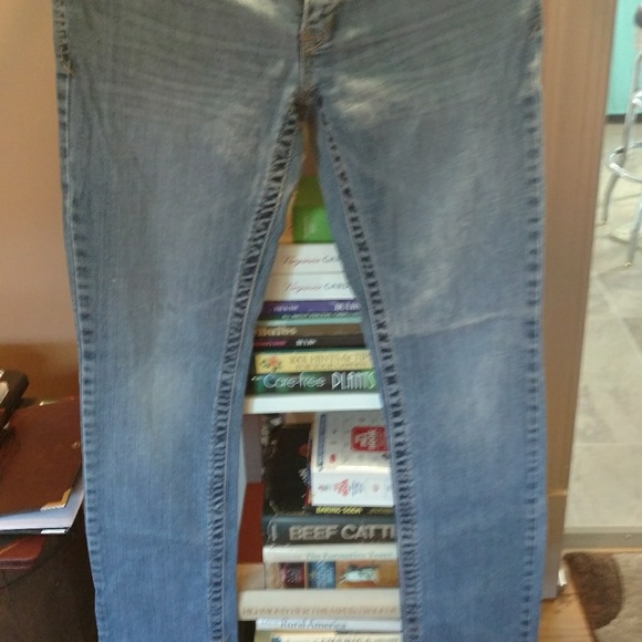 Jeans - Picture 3 of 3